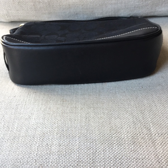 Coach - Picture 5 of 5